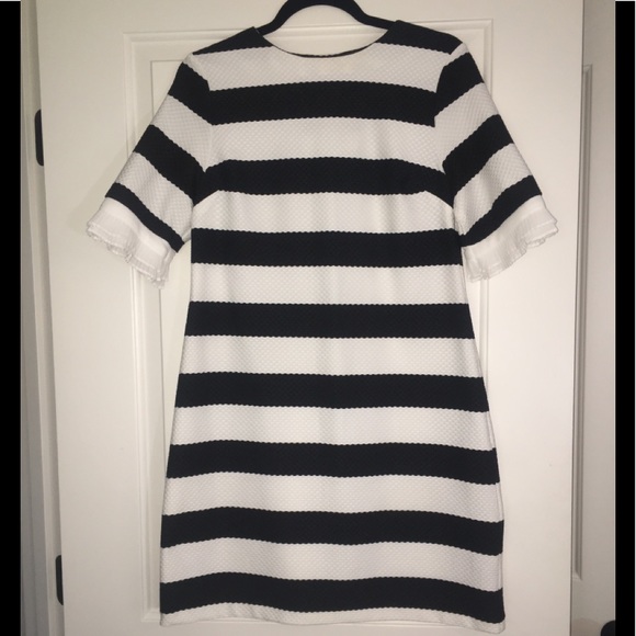 New York & Company Black & White Striped Sheath Dress w/Pleated Sleeves Size S - Picture 2 of 11